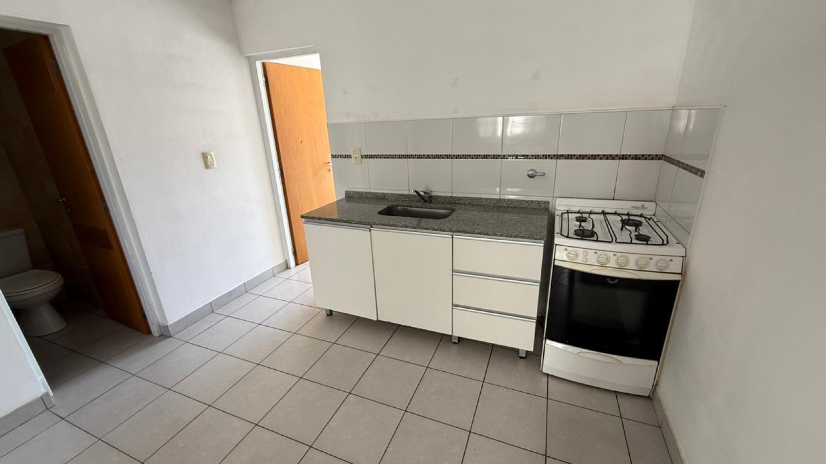 SE ALQUILA DEPTO DE 1 DORMITORIO 